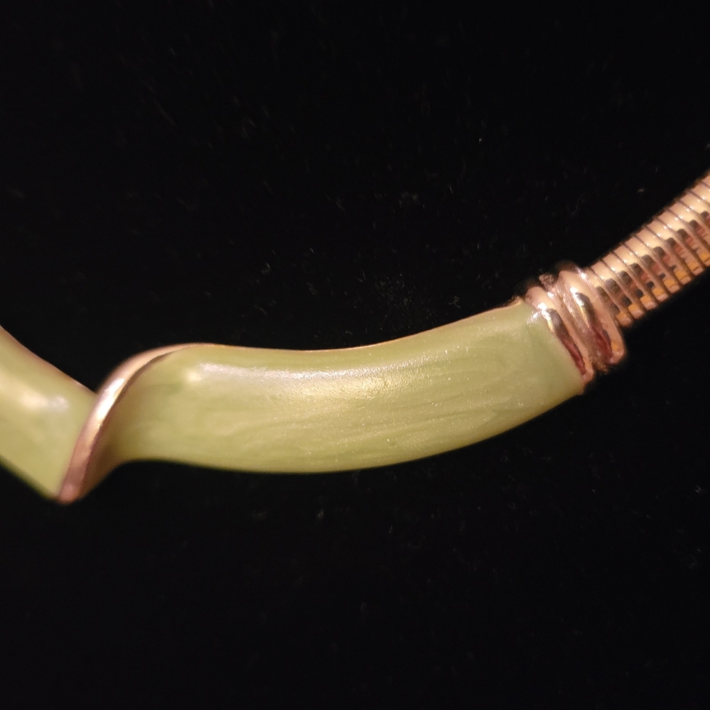 Vintage 80's Silver Toned & Green Enameled Collar Necklace - Picture 2 of 5